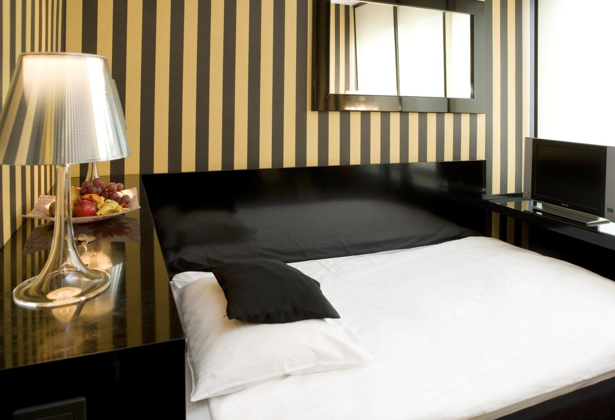 Relexa Hotel Bellevue An Der Alster Hamburk Pokoj fotografie